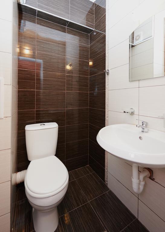 Apartments Dimitrovi Pomorie Ruang foto